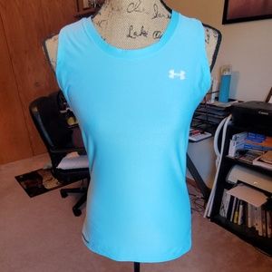 EUC! Under Armour Medium fitted workout tank